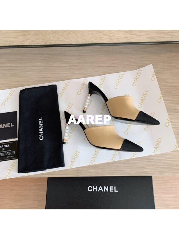 Replica Chanel Lambskin & Grosgrain G35540 Beige Black 3