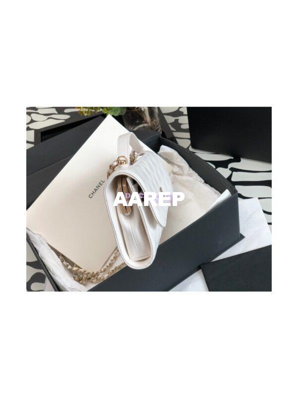 Replica Chanel Flap Phone Holder With Chain In Shiny Calfskin AP2875 White 4