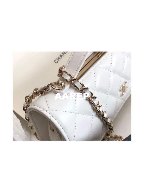Replica Chanel Flap Phone Holder With Chain In Shiny Calfskin AP2875 White 6