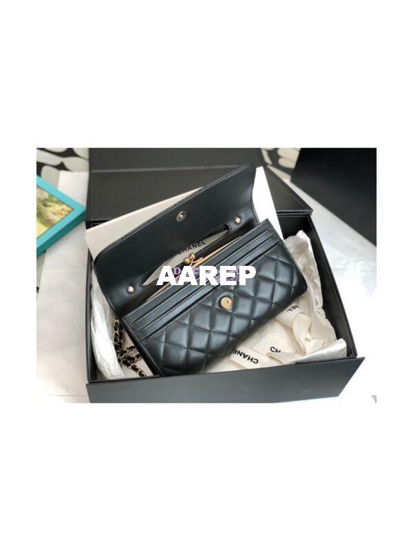 Replica Chanel Flap Phone Holder With Chain In Shiny Calfskin AP2875 Black 6
