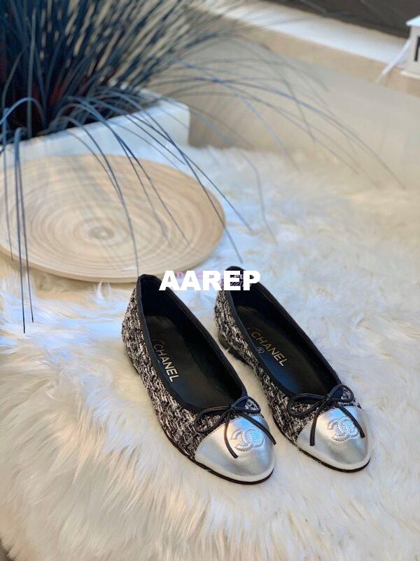 Replica Chanel Tweed w Metallic Lambskin Silver Cap Toe Ballerinas G02819 4