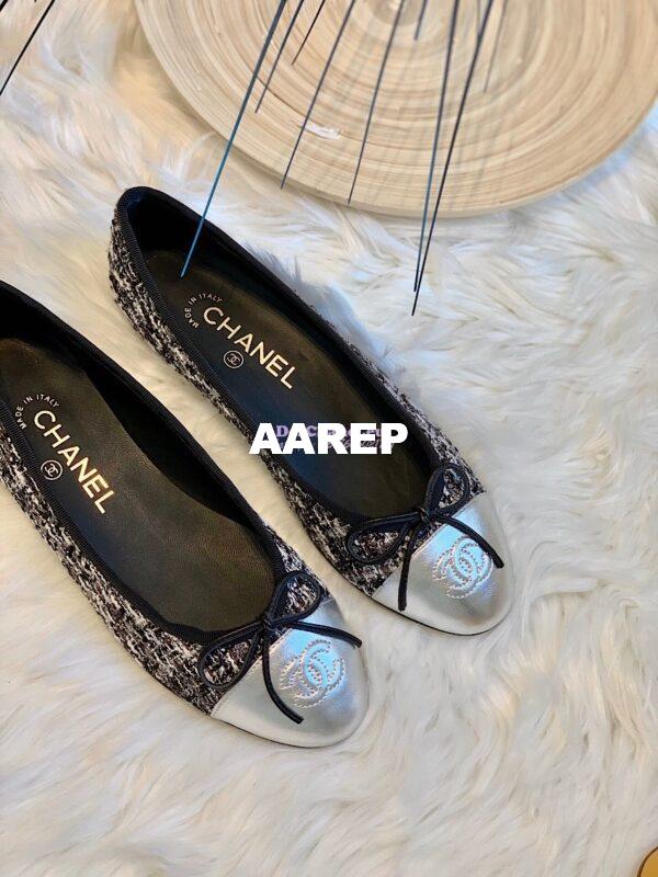 Replica Chanel Tweed w Metallic Lambskin Silver Cap Toe Ballerinas G02819 7
