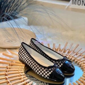 Replica Chanel Tweed w Patent Calkskin Cap Toe Ballerinas G02819 Houndstooth