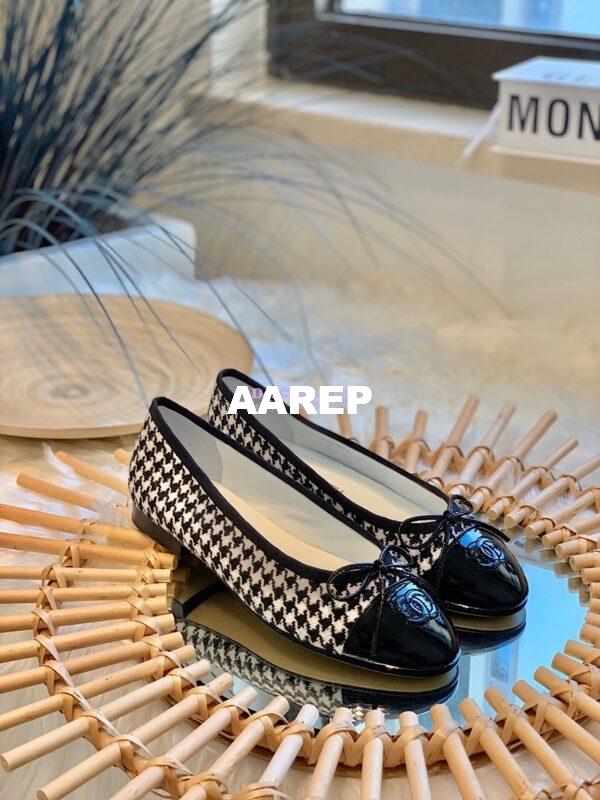 Replica Chanel Tweed w Patent Calkskin Cap Toe Ballerinas G02819 Houndstooth 3