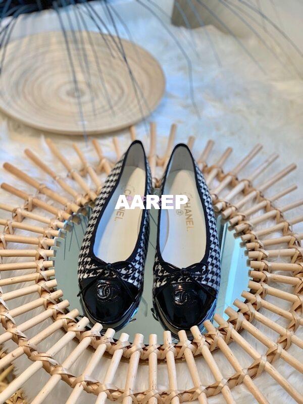 Replica Chanel Tweed w Patent Calkskin Cap Toe Ballerinas G02819 Houndstooth 4