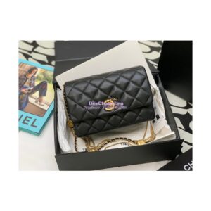 Replica Chanel Mini Flap Bag in Lambskin AS3378 Black
