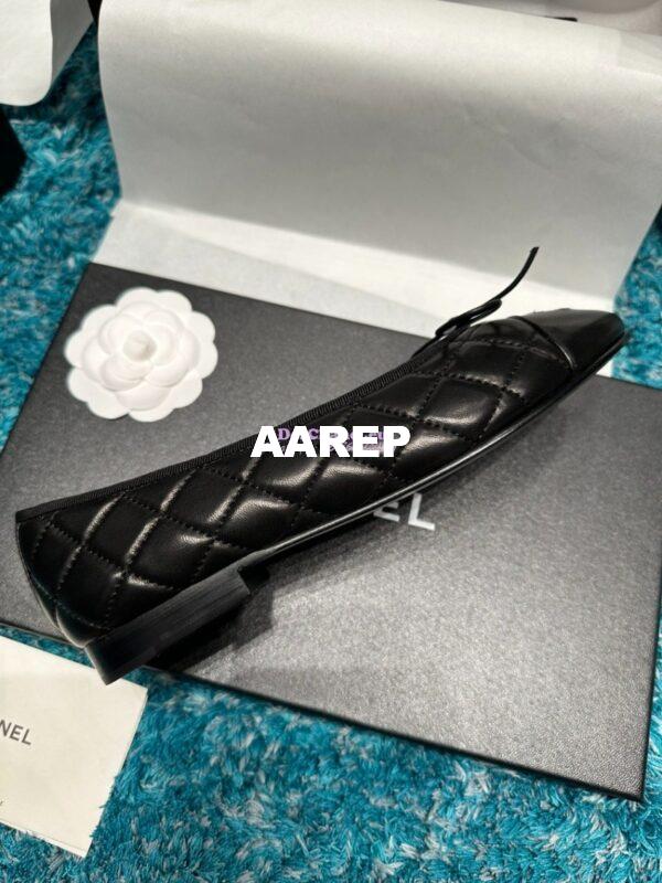 Replica Chanel Quilted Lambskin Ballerinas G02819 Black w Burgundy lining 7