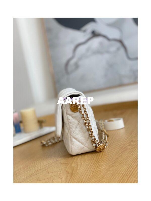 Replica Chanel Small Flap Bag in Grained Shiny Calfskin AS3368 AS3369 White 5