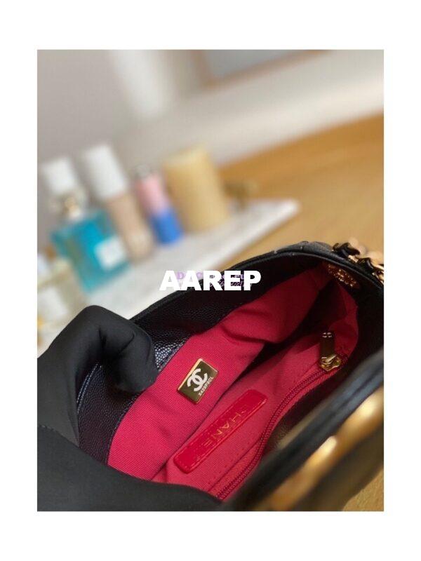 Replica Chanel Small Flap Bag in Grained Shiny Calfskin AS3368 AS3369 Black 20