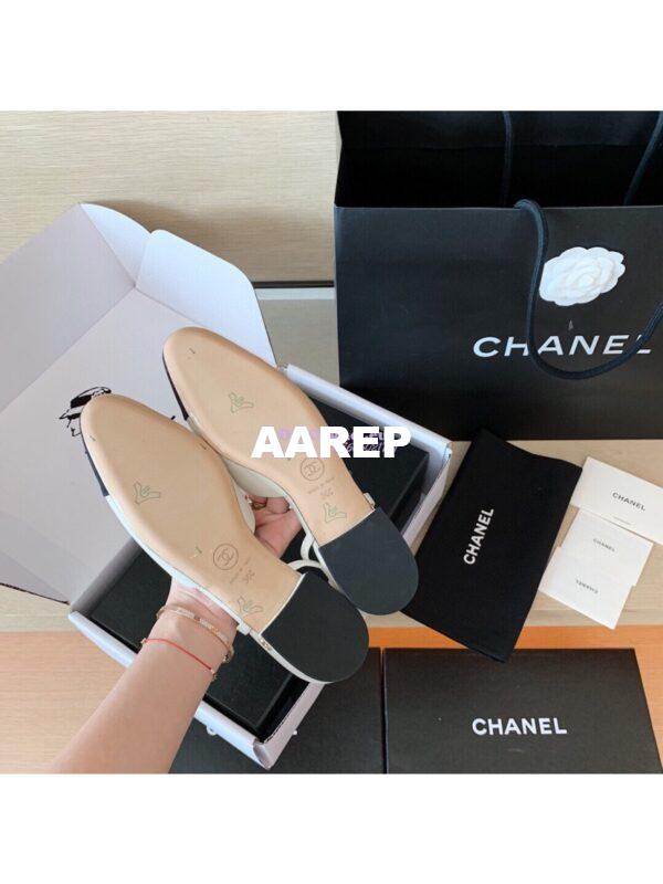 Replica Chanel Slingbacks 20mm Goatskin W/ Grosgrain G31319 Ivory Black 10