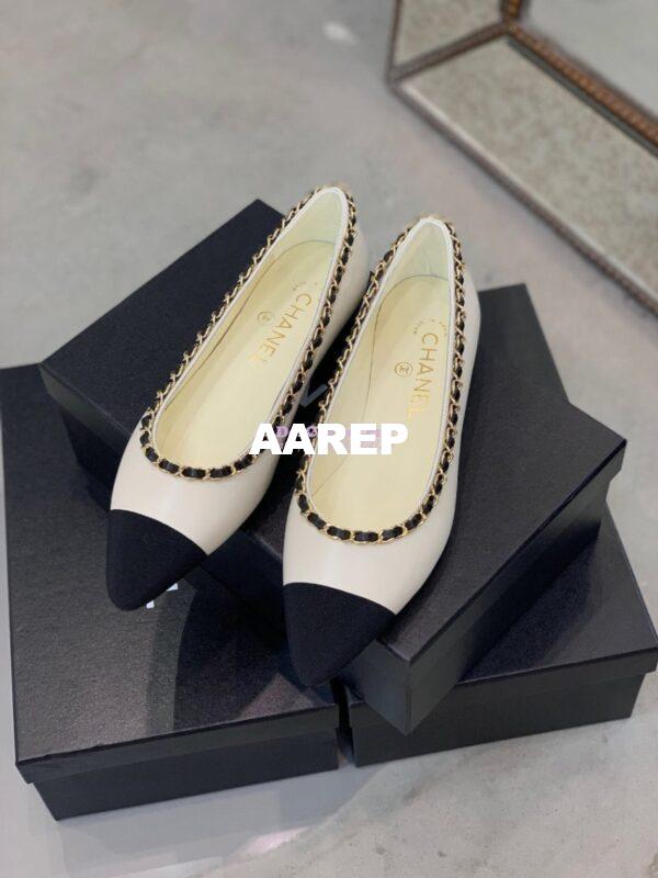 Replica Chanel Lambskin Ballerinas with Woven Chain Braided G35389 Light Beige 5