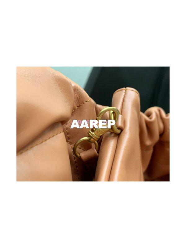 Replica Chanel 22 Handbag Shiny Calfskin AS3260 AS3261 Camel 8