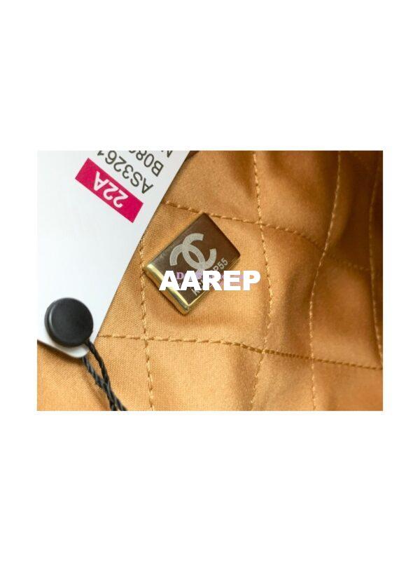 Replica Chanel 22 Handbag Shiny Calfskin AS3260 AS3261 Camel 18