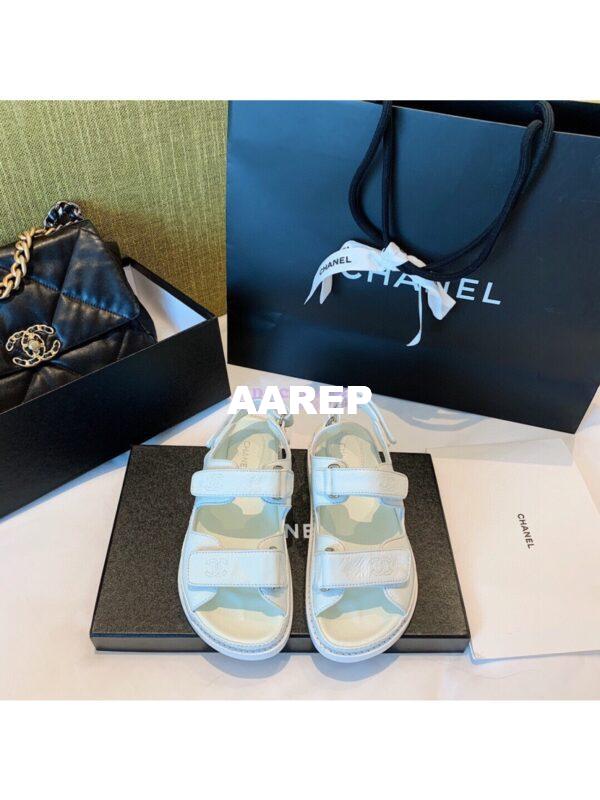 Replica Chanel Vintage Calfskin Sandals G34603 White 4