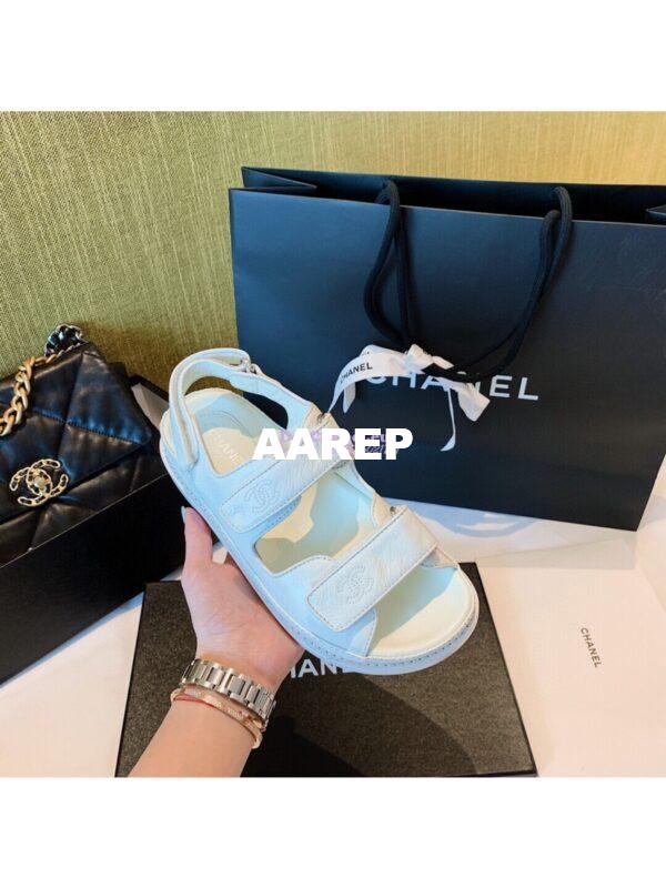 Replica Chanel Vintage Calfskin Sandals G34603 White 6