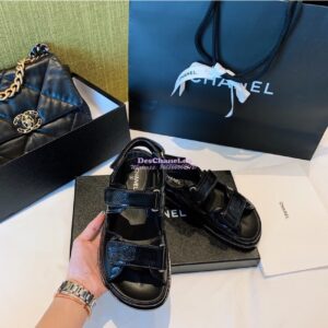 Replica Chanel Vintage Calfskin Sandals G34603 Black 2