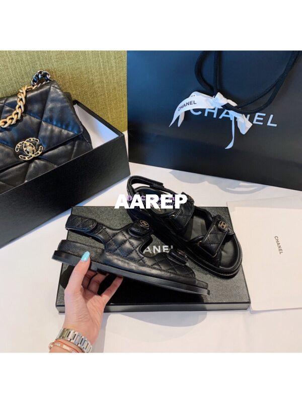 Replica Chanel Lambskin Sandals G34601 Black 4