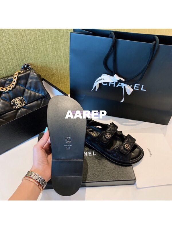 Replica Chanel Lambskin Sandals G34601 Black 11