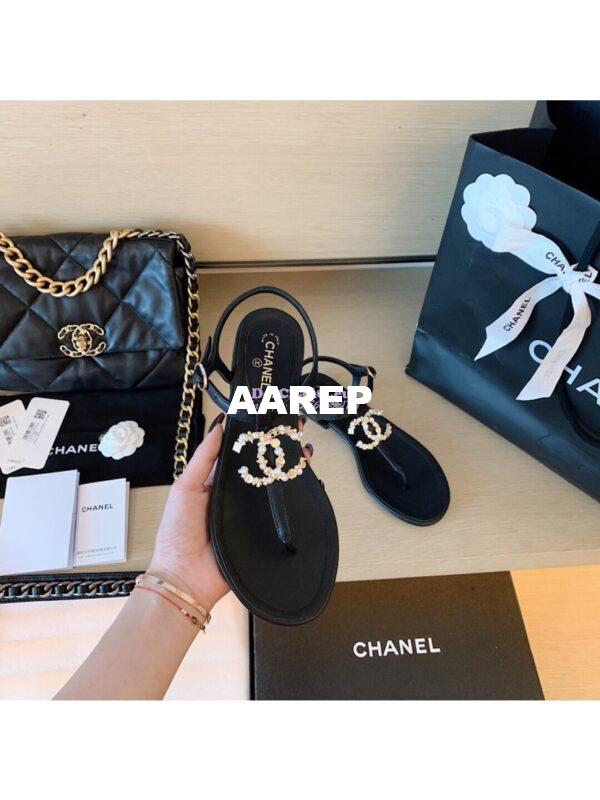 Replica Chanel Lambskin Sandals G35692 Black 3