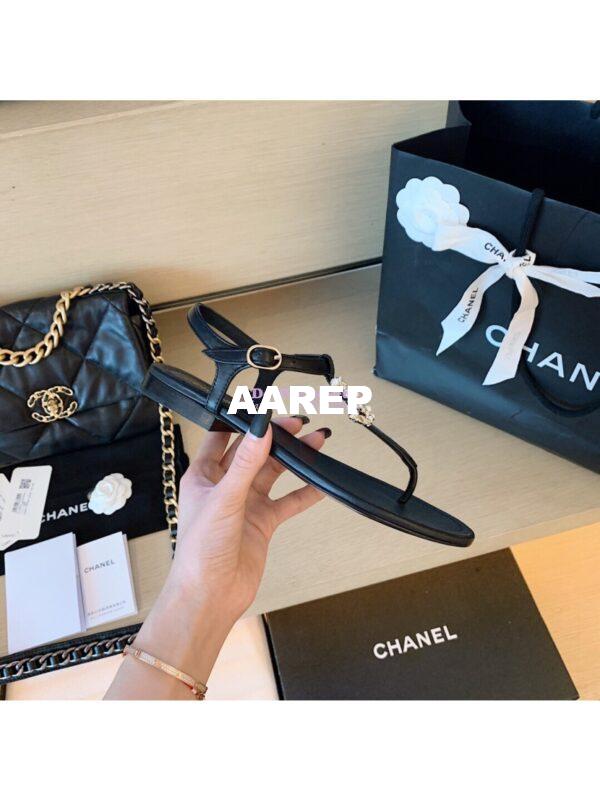 Replica Chanel Lambskin Sandals G35692 Black 10