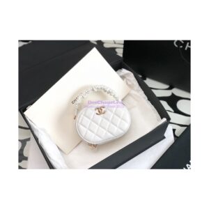 Replica Chanel 22SS Small Vanity Case Lambskin AP2731 White