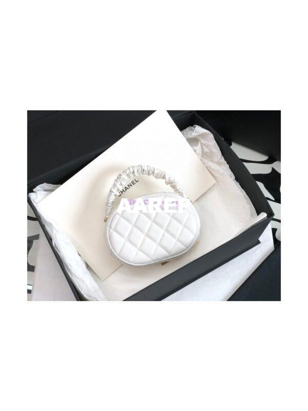 Replica Chanel 22SS Small Vanity Case Lambskin AP2731 White 7