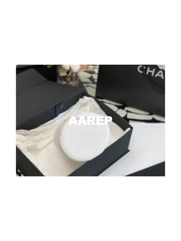 Replica Chanel 22SS Lambskin Vanity Case AP2730 White 9