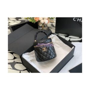 Replica Chanel 22SS Lambskin Vanity Case AP2730 Black 2