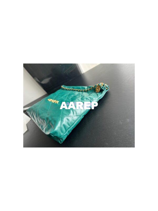 Replica Chanel 22 Handbag Shiny Calfskin AS3260 AS3261 Green 6