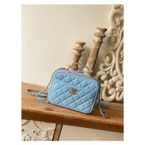 Replica Chanel 22SS Vanity Case Grained Calfskin AS3222 Sky Blue