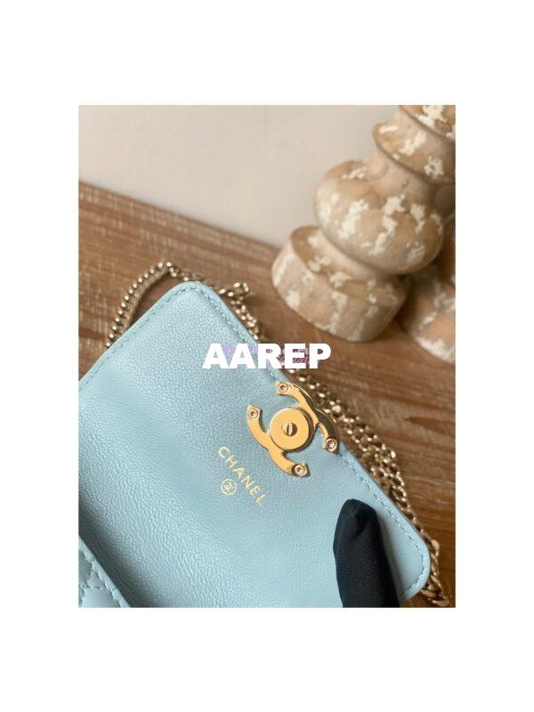 Replica Chanel Enamel Handle Clutch with Chain in Lambsskin AP2758 Sky Blue 11