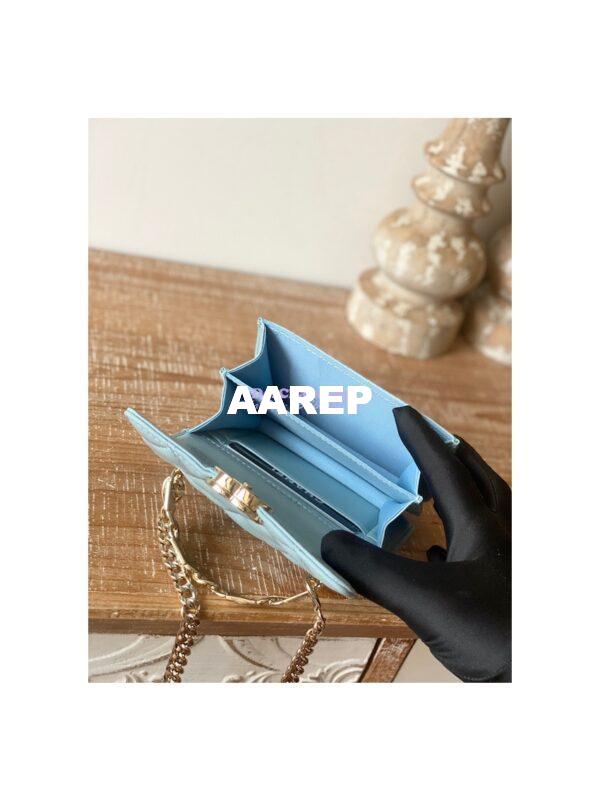 Replica Chanel Enamel Handle Clutch with Chain in Lambsskin AP2758 Sky Blue 12