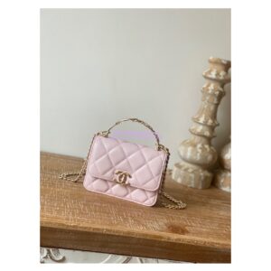 Replica Chanel Enamel Handle Clutch with Chain in Lambsskin AP2758 Light Pink