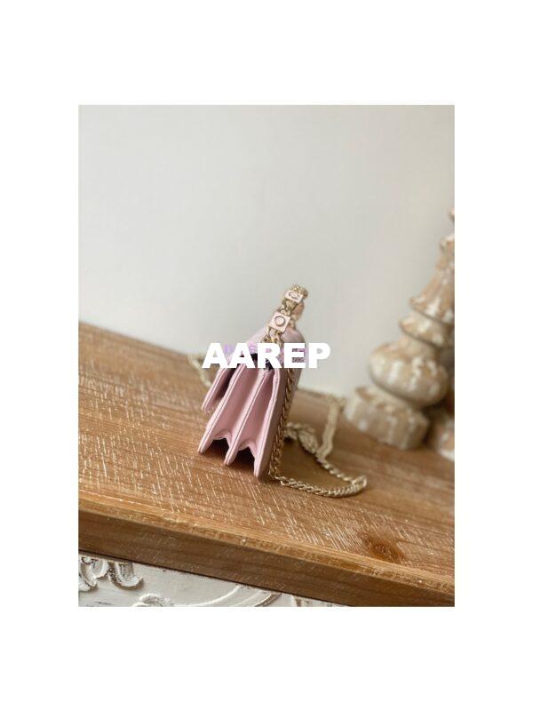 Replica Chanel Enamel Handle Clutch with Chain in Lambsskin AP2758 Light Pink 4