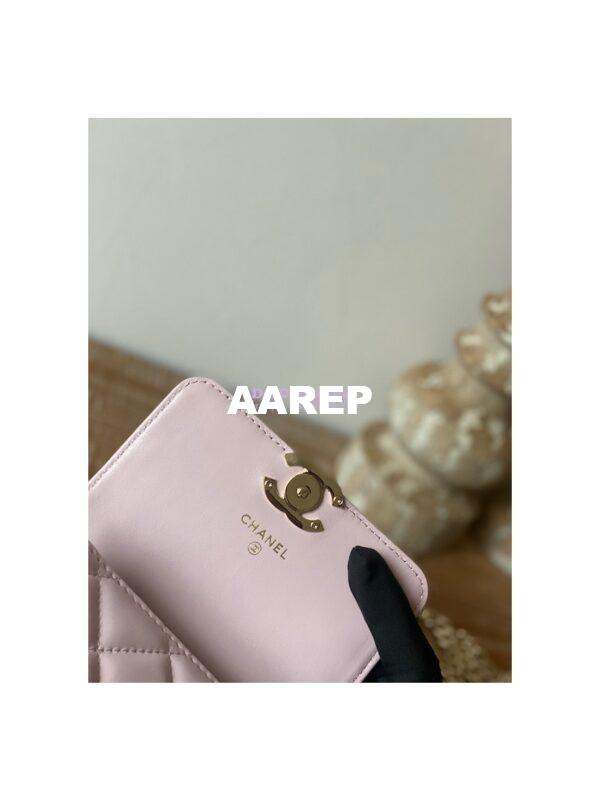 Replica Chanel Enamel Handle Clutch with Chain in Lambsskin AP2758 Light Pink 10
