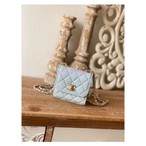 Replica Chanel 22SS SLG Small Trendy CC Clutch With Chain A81633 Light Blue