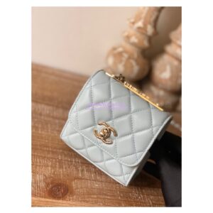 Replica Chanel 22SS SLG Small Trendy CC Clutch With Chain A81633 Light Blue 2