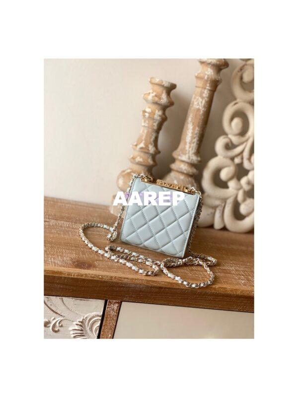Replica Chanel 22SS SLG Small Trendy CC Clutch With Chain A81633 Light Blue 11