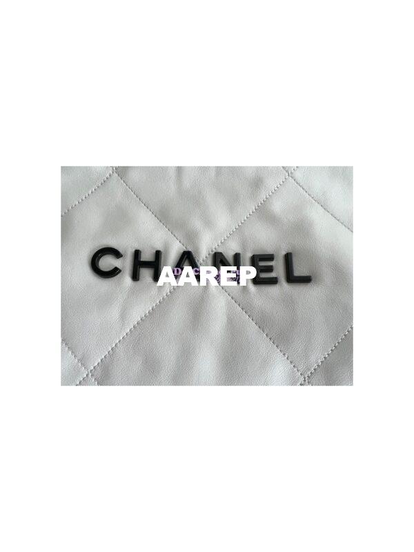 Replica Chanel 22 Handbag Shiny Calfskin AS3260 AS3261 White with Lacquered Metal 15