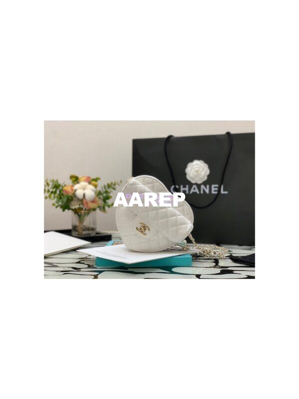 Replica Chanel Heart Bag in Lambskin AS3191 White 4