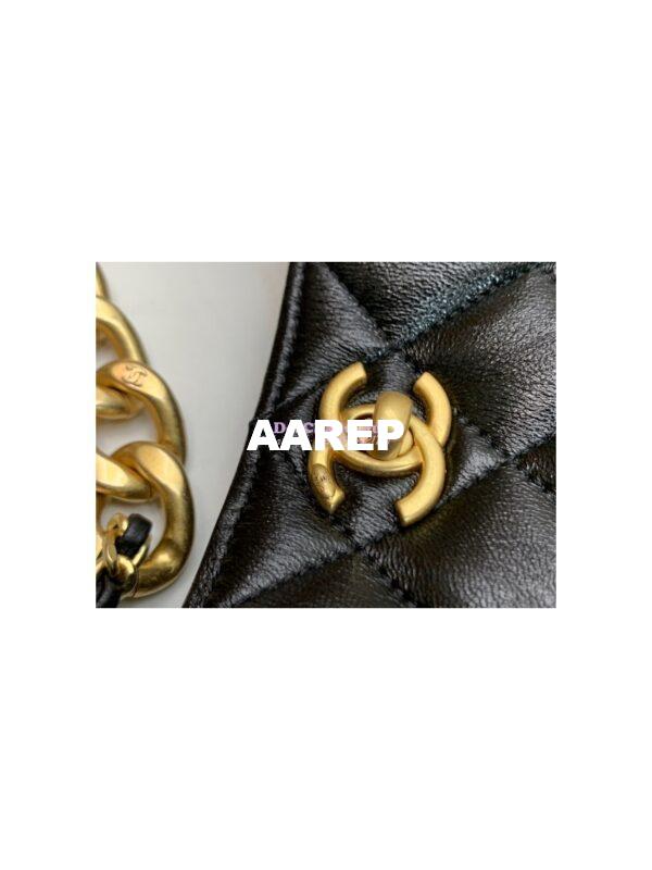 Replica Chanel Hobo Bag in Lambskin AS3112 Black 5