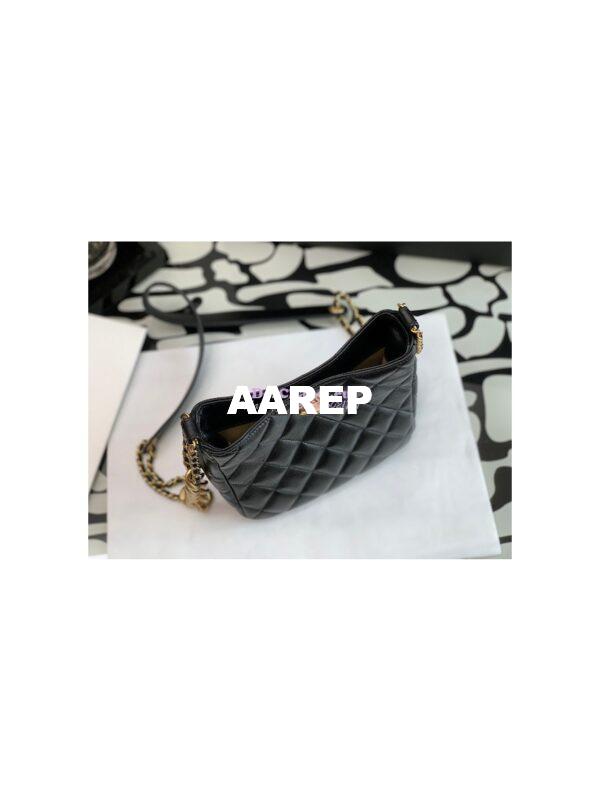 Replica Chanel Hobo Bag in Lambskin AS3112 Black 6