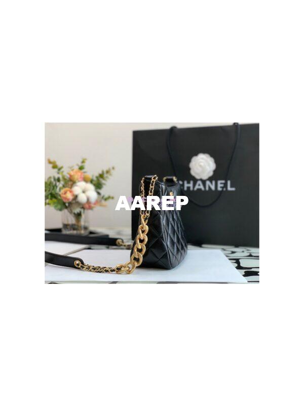 Replica Chanel Hobo Bag in Lambskin AS3112 Black 8