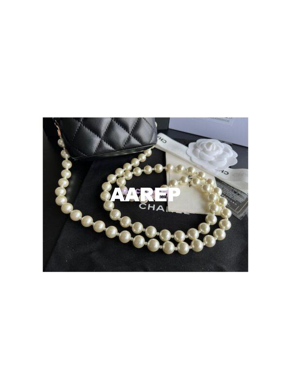 Replica Chanel Lambskin Mini Vanity With Pearl Chain AP2581 Black 3