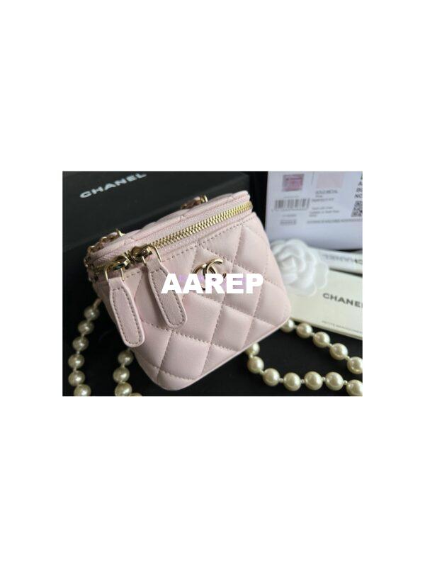 Replica Chanel Lambskin Mini Vanity With Pearl Chain AP2581 Light Pink 4