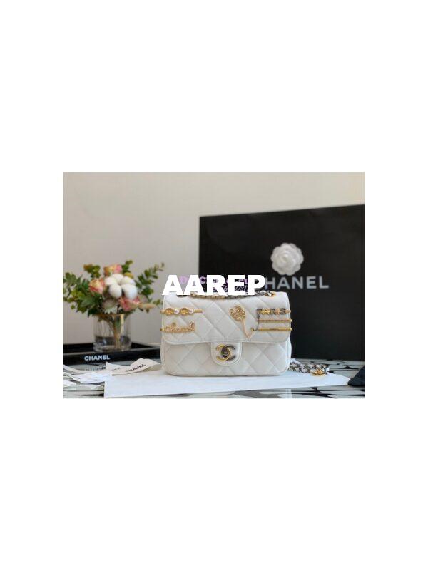 Replica Chanel 22K Symbolic Small Flap Bag Lambskin AS2979 White