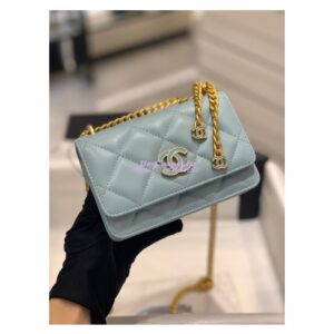 Replica Chanel Clutch With Chain in Lambskin AP2635 Light Blue 2