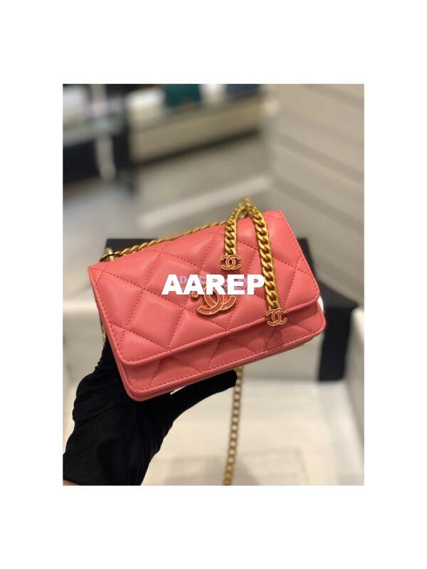 Replica Chanel Clutch With Chain in Lambskin AP2635 Pink