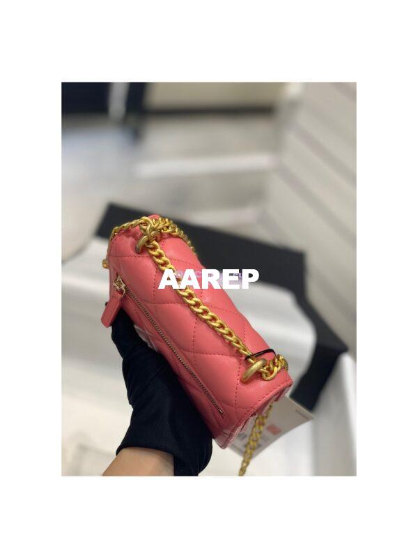 Replica Chanel Clutch With Chain in Lambskin AP2635 Pink 5