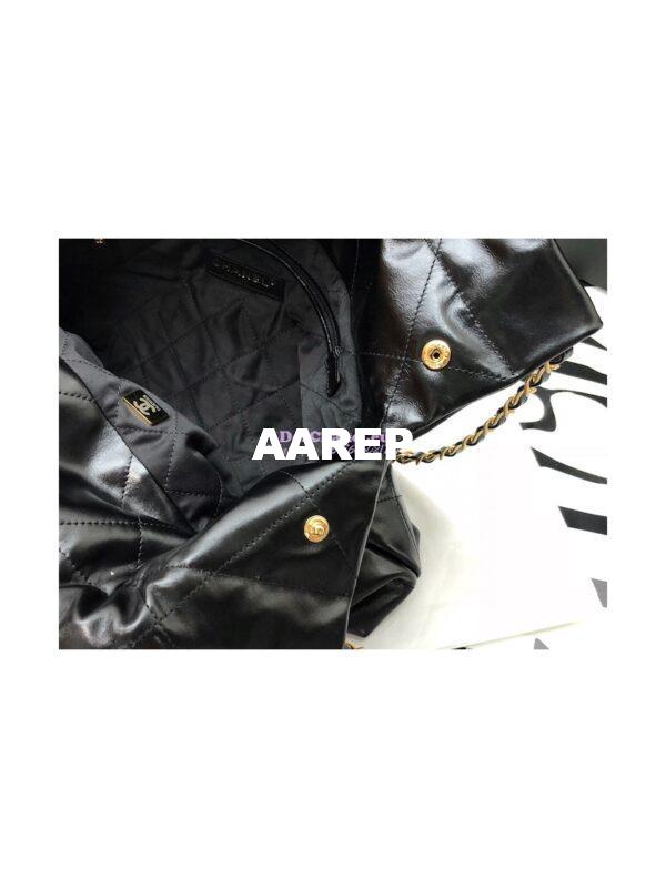 Replica Chanel 22 Handbag Shiny Calfskin AS3260 AS3261 Black 11